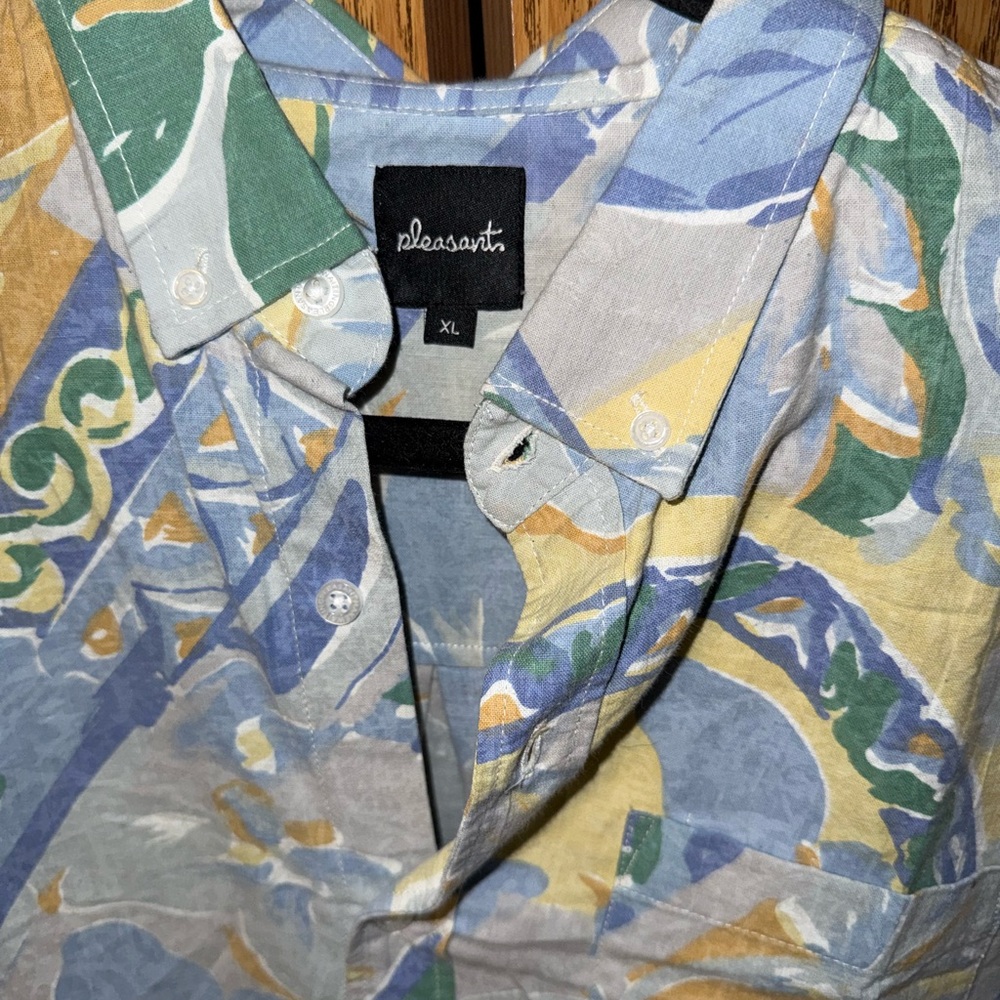 Colorful Pattern Short Sleeve Button-Up Shirt - Picture 2 of 3